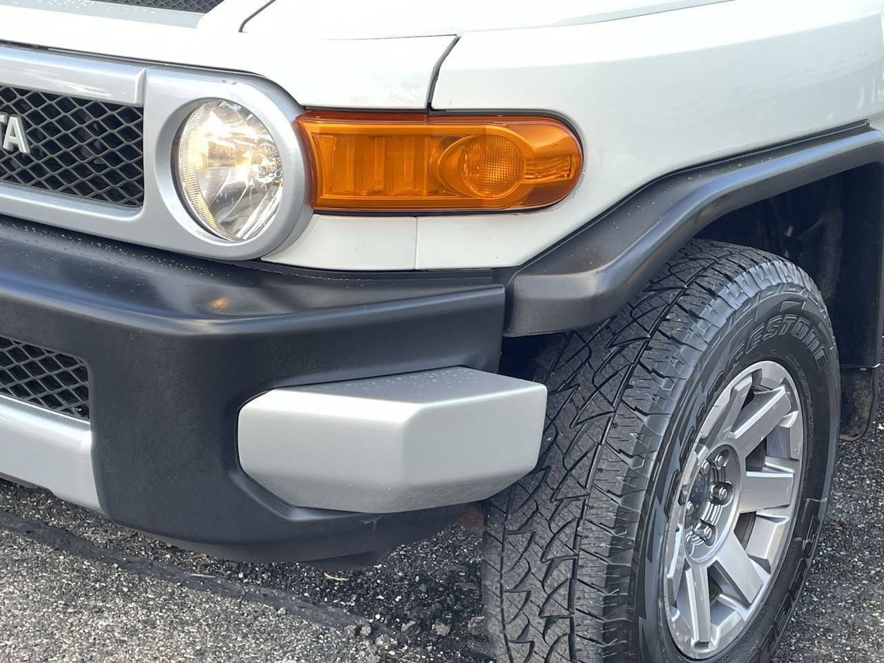 Thumbnail: 2014 Toyota FJ Cruiser - 33