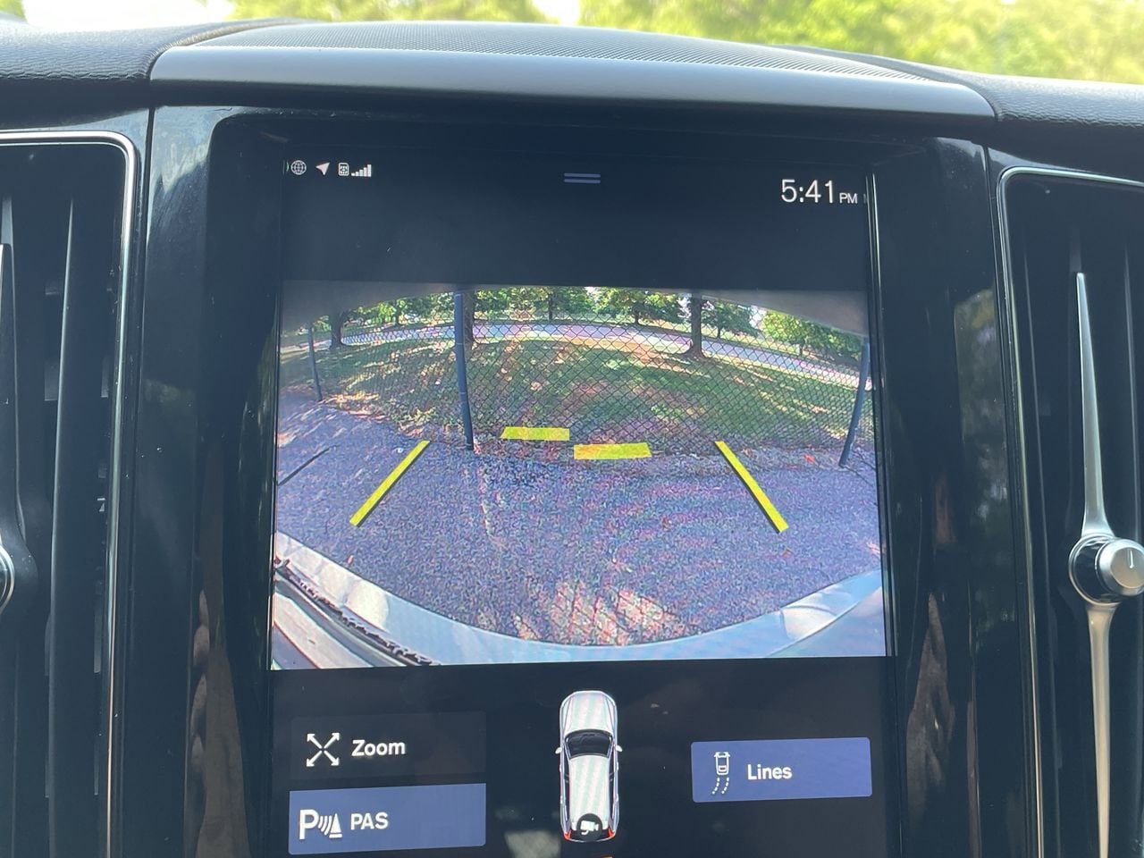 Thumbnail: 2020 Volvo XC60 - 25