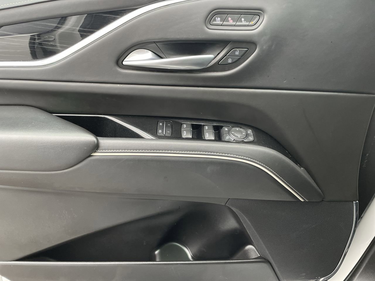 Thumbnail: 2023 Cadillac Escalade - 39