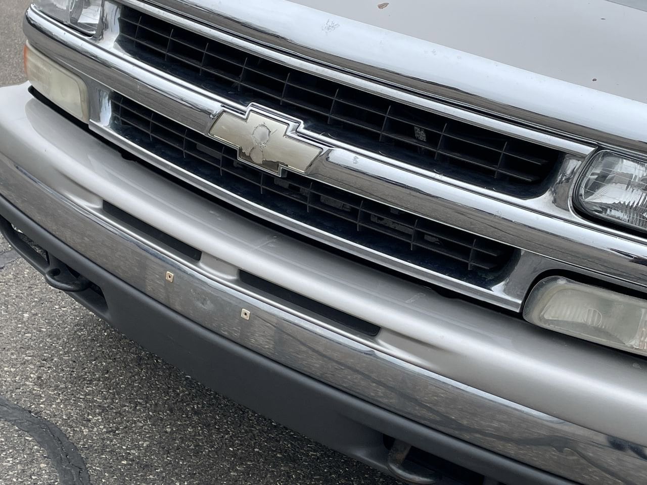 Thumbnail: 2005 Chevrolet Suburban - 35