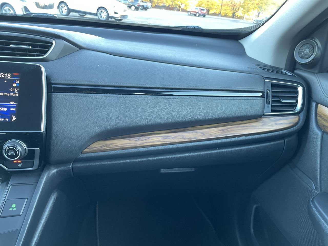 Thumbnail: 2018 Honda CR-V - 16