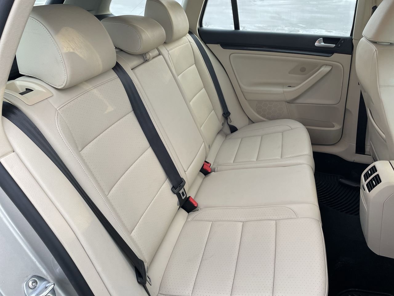 Thumbnail: 2013 Volkswagen Jetta - 15