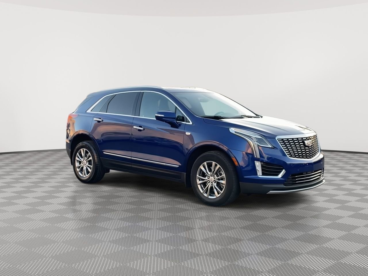 Thumbnail: 2023 Cadillac XT5 - 2