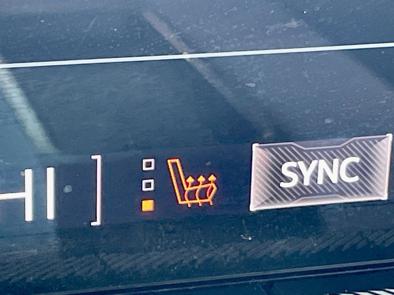 Thumbnail: 2022 GMC Hummer EV - 23