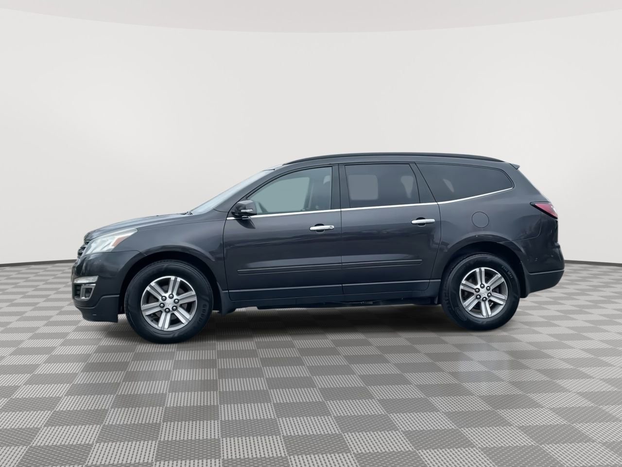Thumbnail: 2015 Chevrolet Traverse - 4