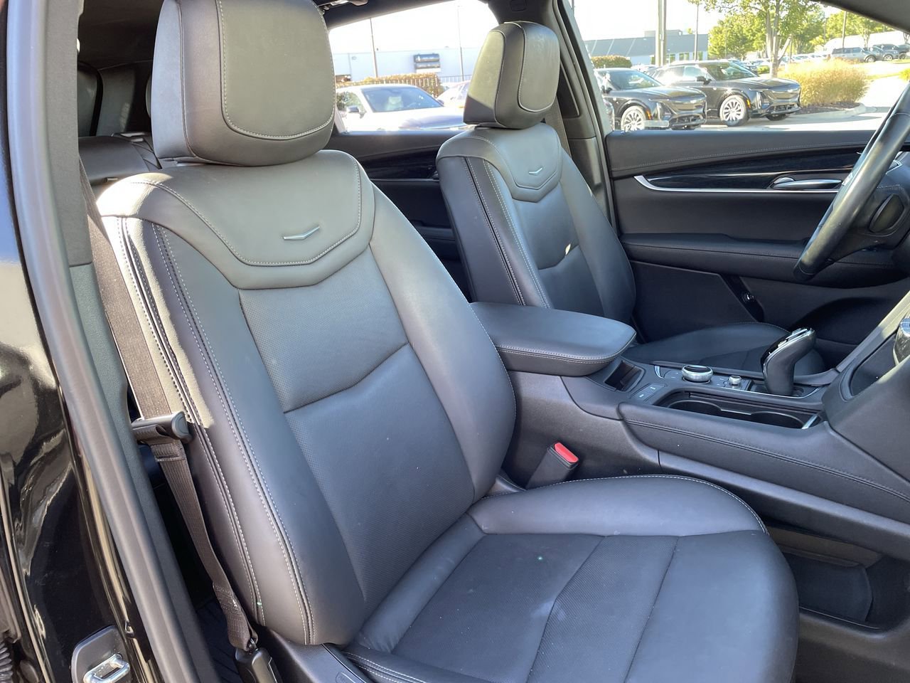 Thumbnail: 2024 Cadillac XT5 - 14