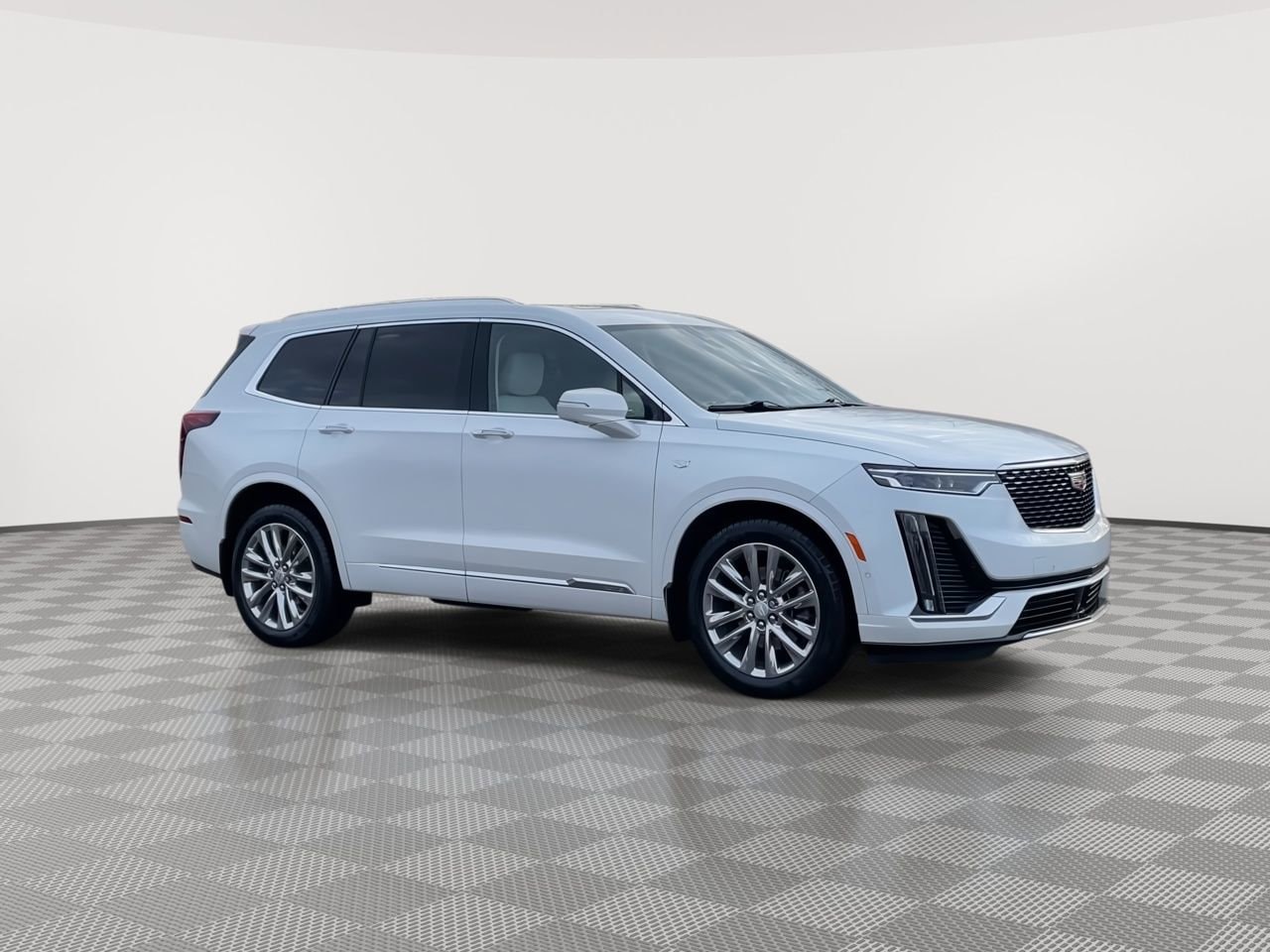 Thumbnail: 2024 Cadillac XT6 - 2