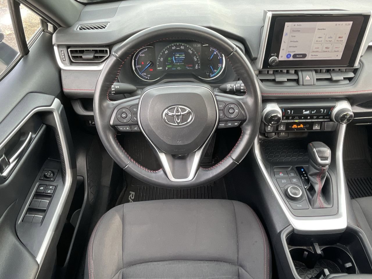 Thumbnail: 2023 Toyota RAV4 - 11