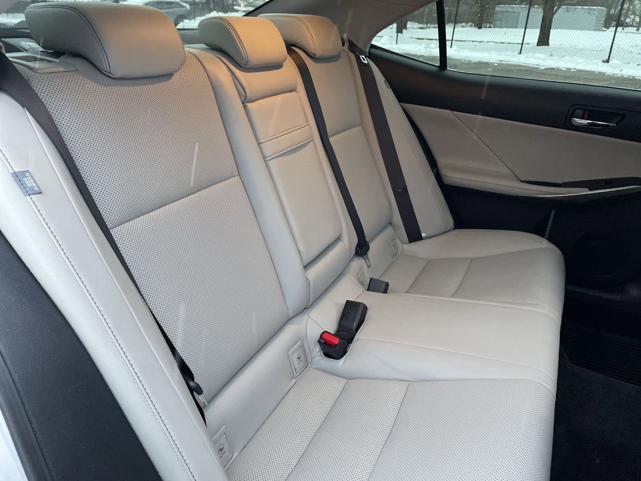 Thumbnail: 2014 Lexus IS - 15