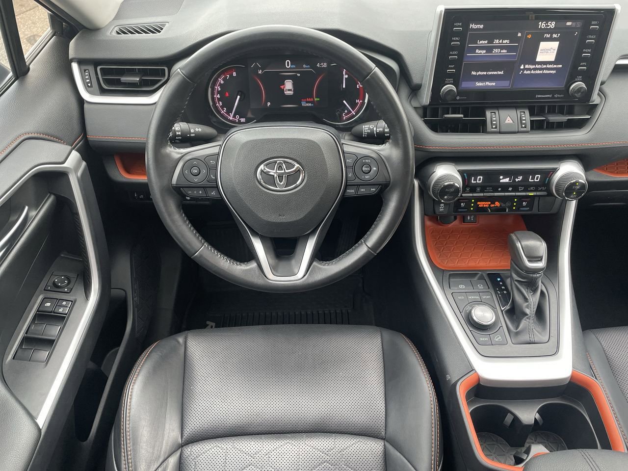 Thumbnail: 2019 Toyota RAV4 - 11