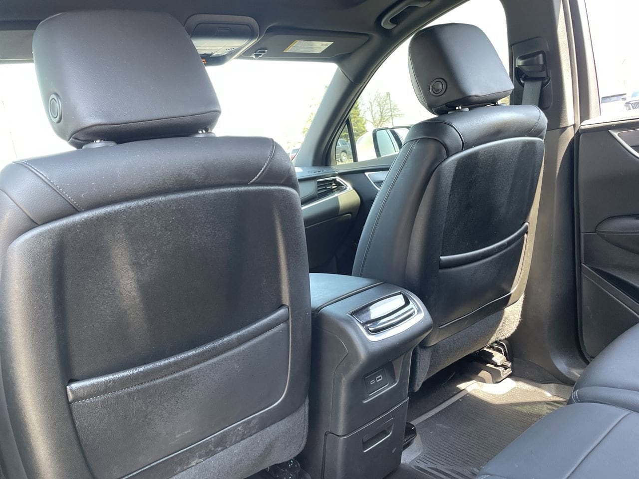 Thumbnail: 2025 Cadillac XT6 - 21