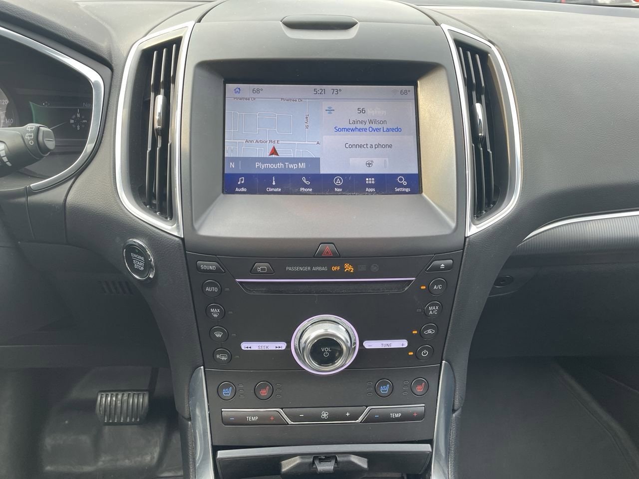 Thumbnail: 2019 Ford Edge - 13