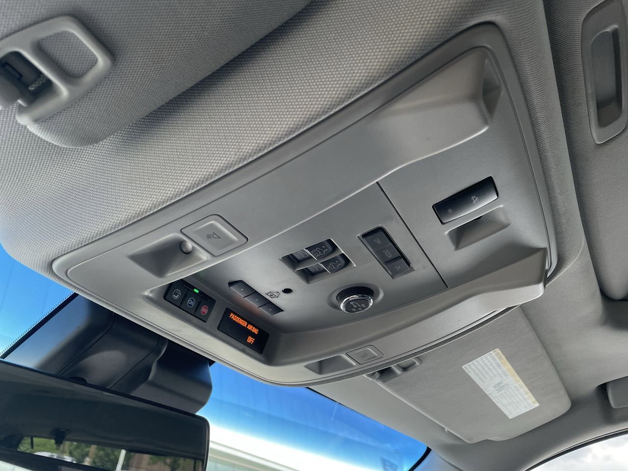 Thumbnail: 2017 Cadillac Escalade - 36