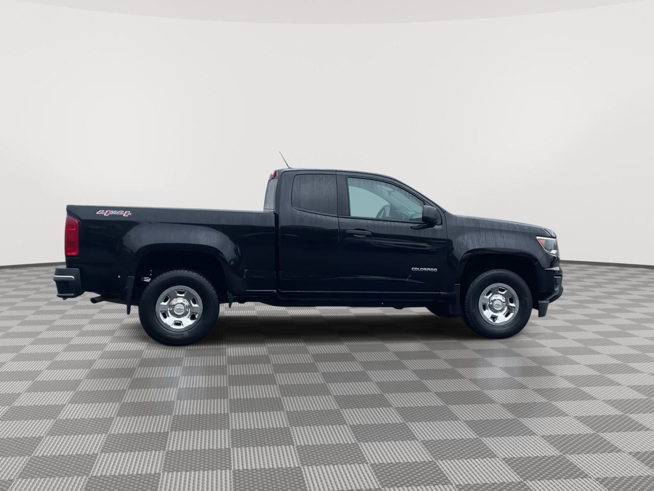 Thumbnail: 2019 Chevrolet Colorado - 9