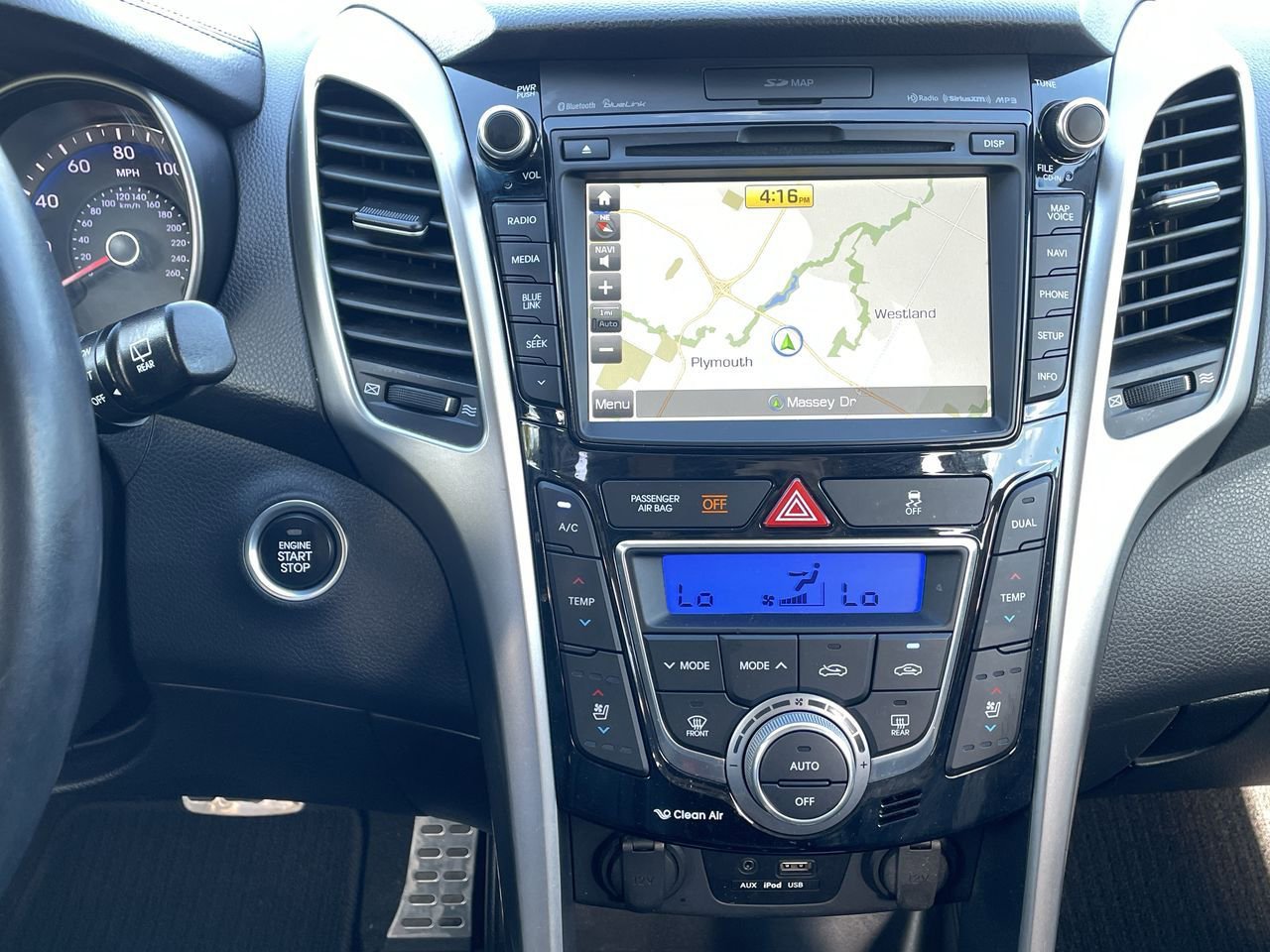 Thumbnail: 2016 Hyundai Elantra - 13