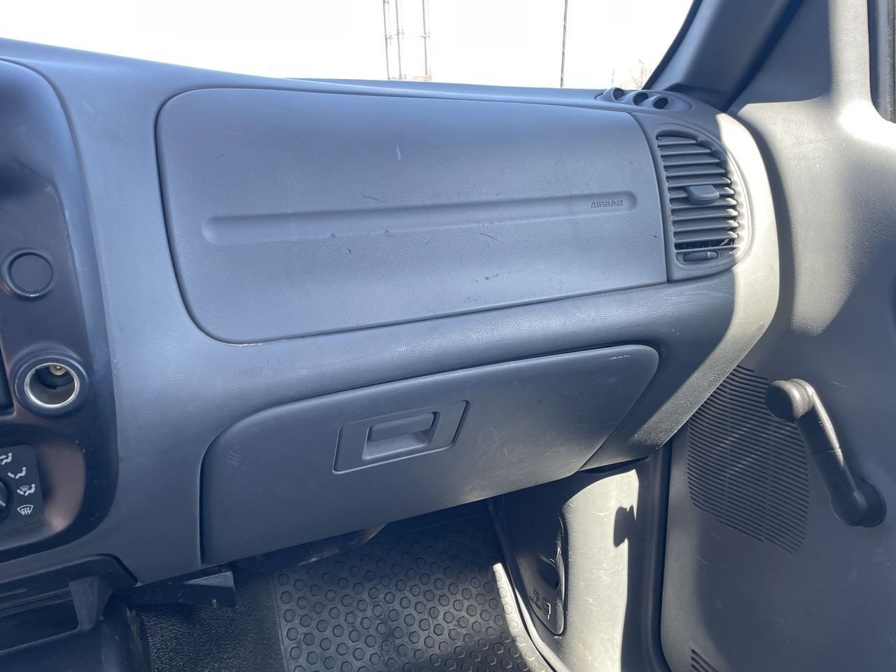 Thumbnail: 2010 Ford Ranger - 16