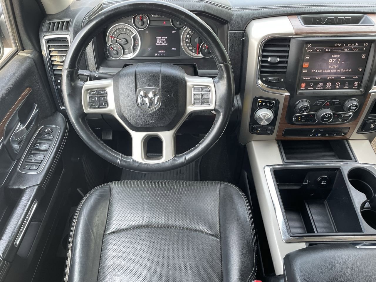 2013 RAM 1500 Laramie 11