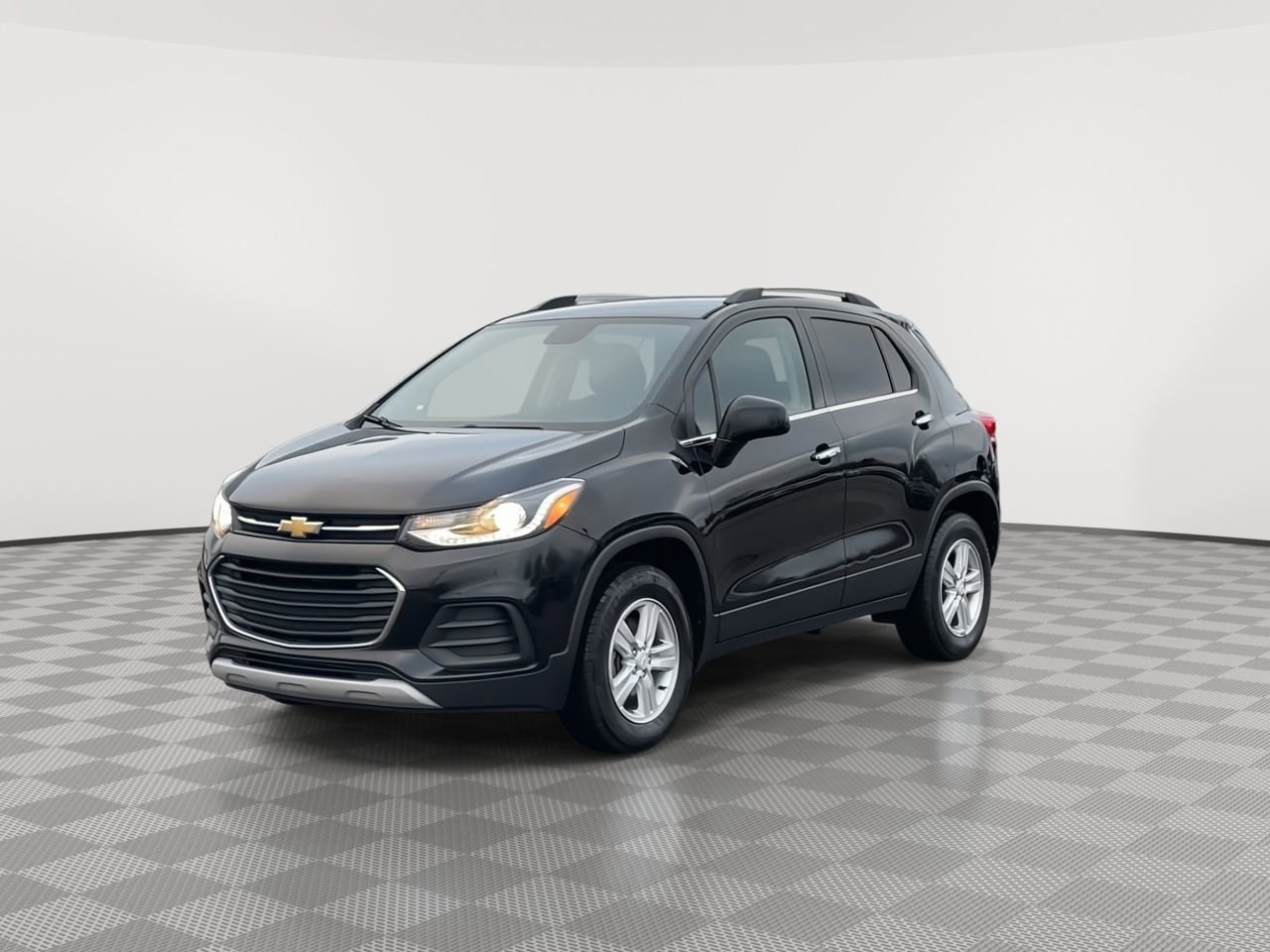 Thumbnail: 2019 Chevrolet Trax - 4