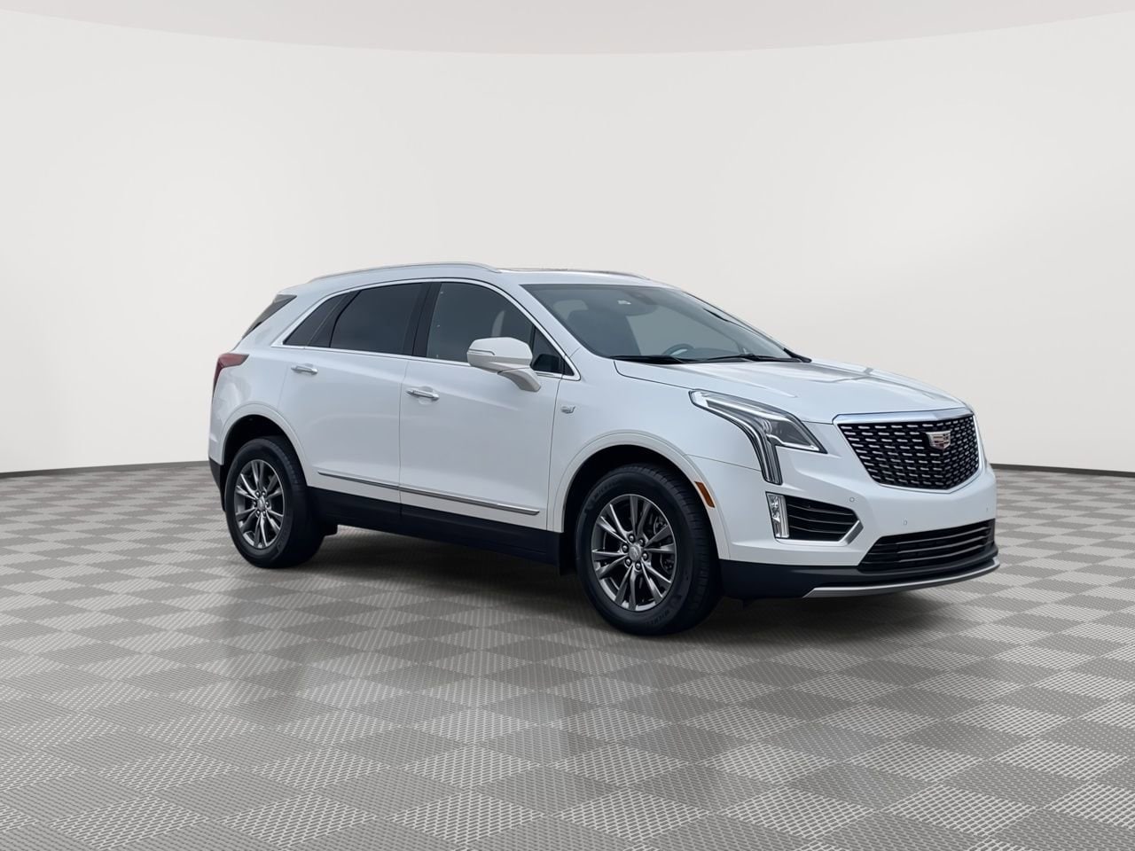 Thumbnail: 2023 Cadillac XT5 - 2