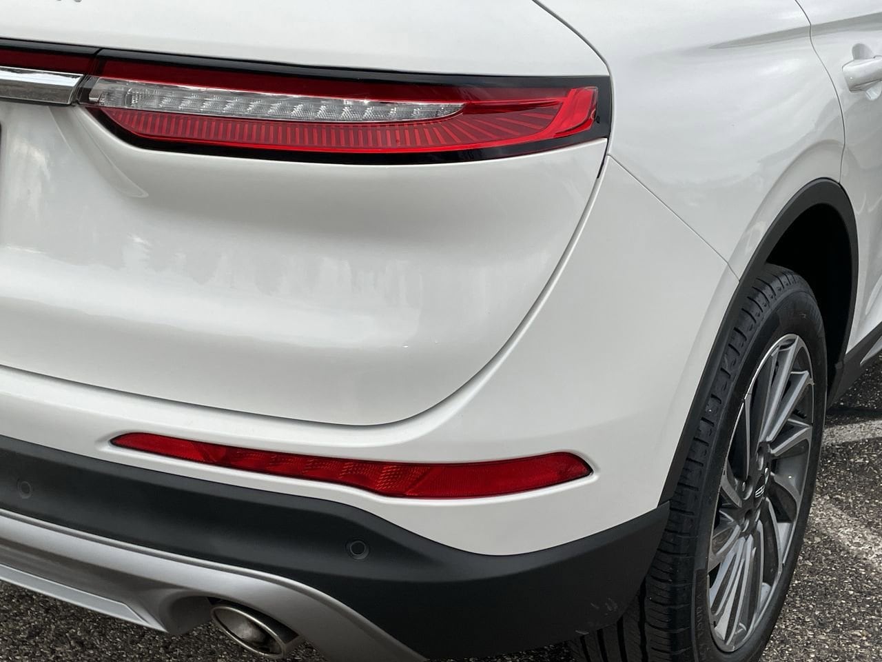 Thumbnail: 2023 Lincoln Corsair - 39