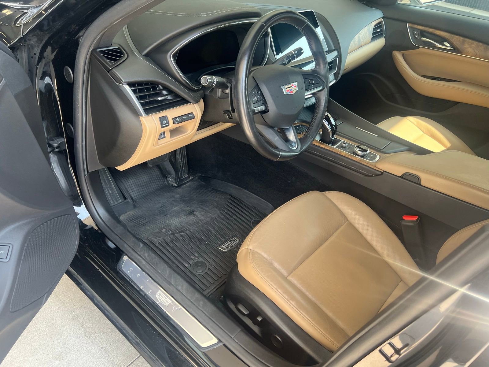 Thumbnail: 2023 Cadillac CT5 - 5
