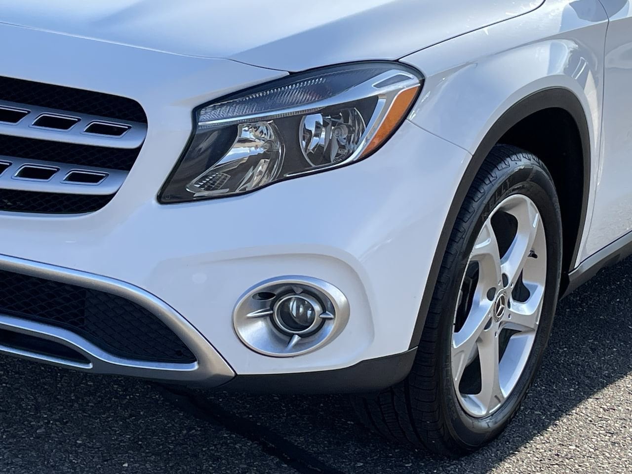 Thumbnail: 2020 Mercedes-Benz GLA - 33