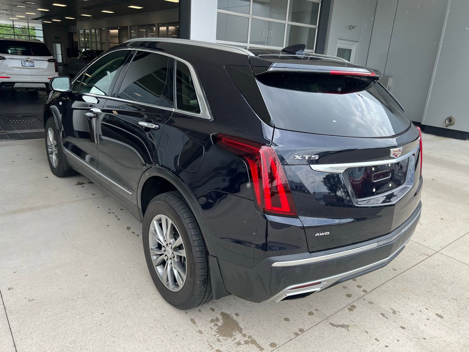 Thumbnail: 2022 Cadillac XT5 - 2