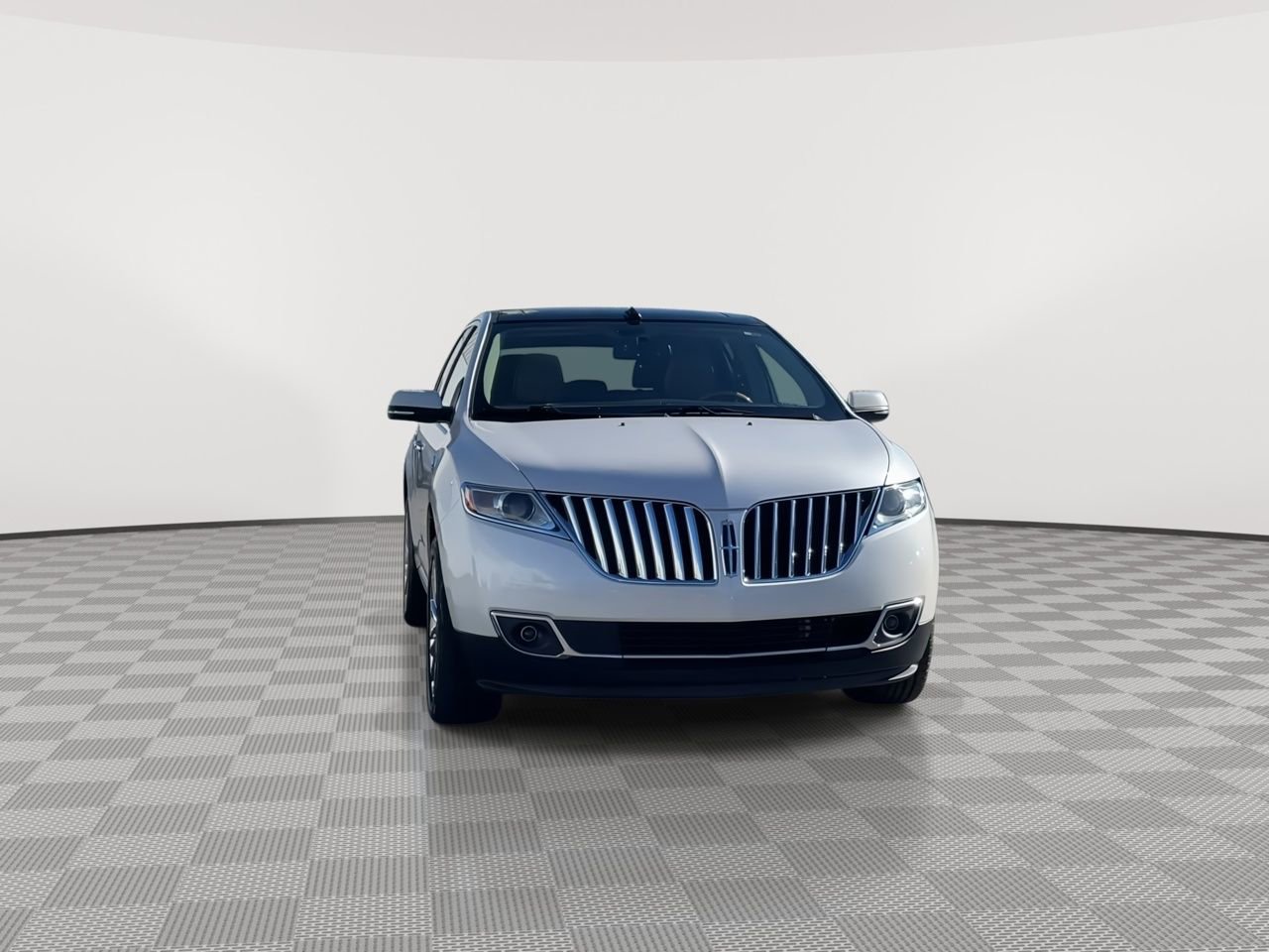 Thumbnail: 2015 Lincoln MKX - 3