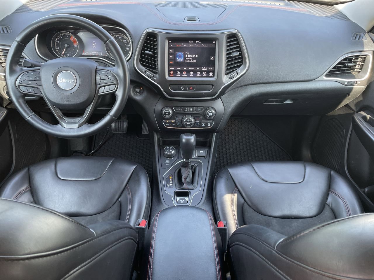 Thumbnail: 2019 Jeep Cherokee - 22