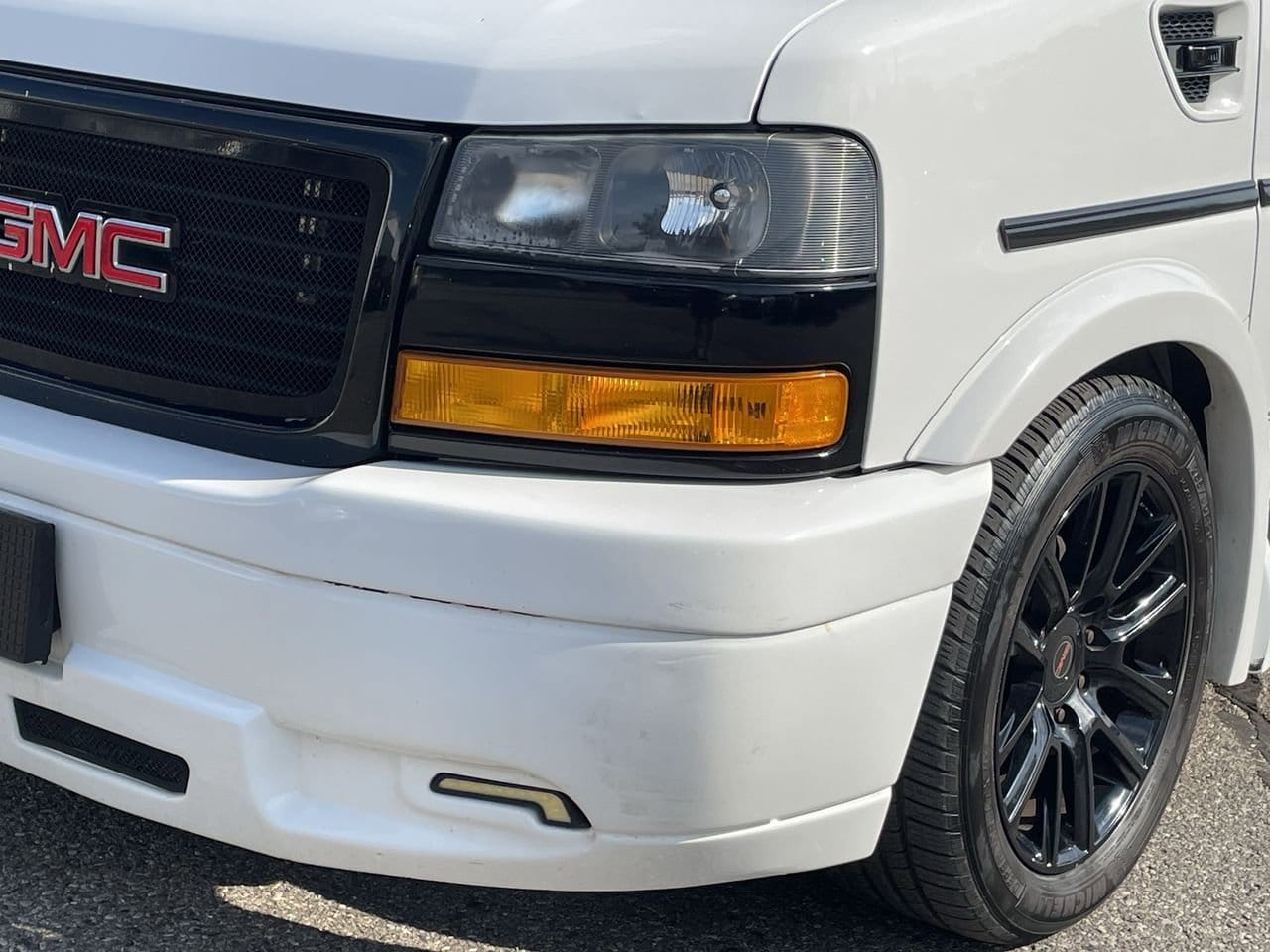 Thumbnail: 2019 GMC Savana - 41