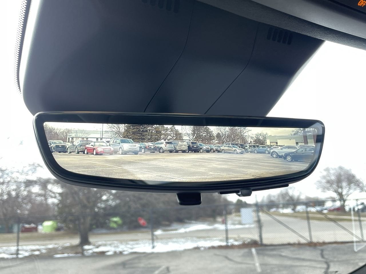 Thumbnail: 2024 Cadillac Escalade - 32