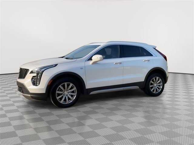 2022 Cadillac XT4 Premium Luxury 4