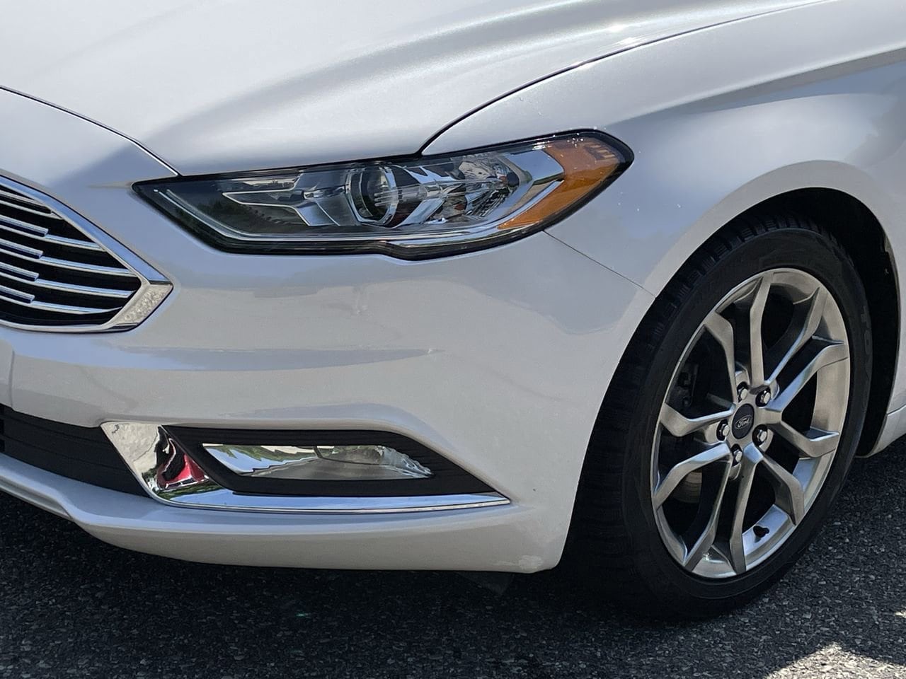 Thumbnail: 2017 Ford Fusion - 35