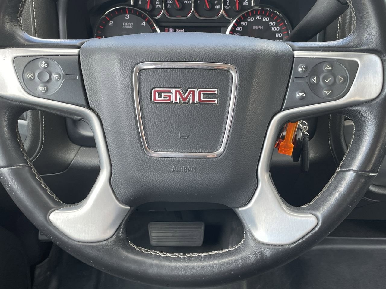 Thumbnail: 2016 GMC Sierra 1500 - 9