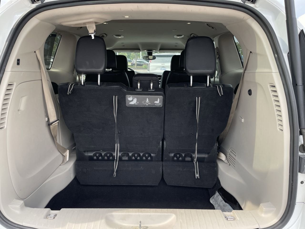 Thumbnail: 2019 Chrysler Pacifica - 17