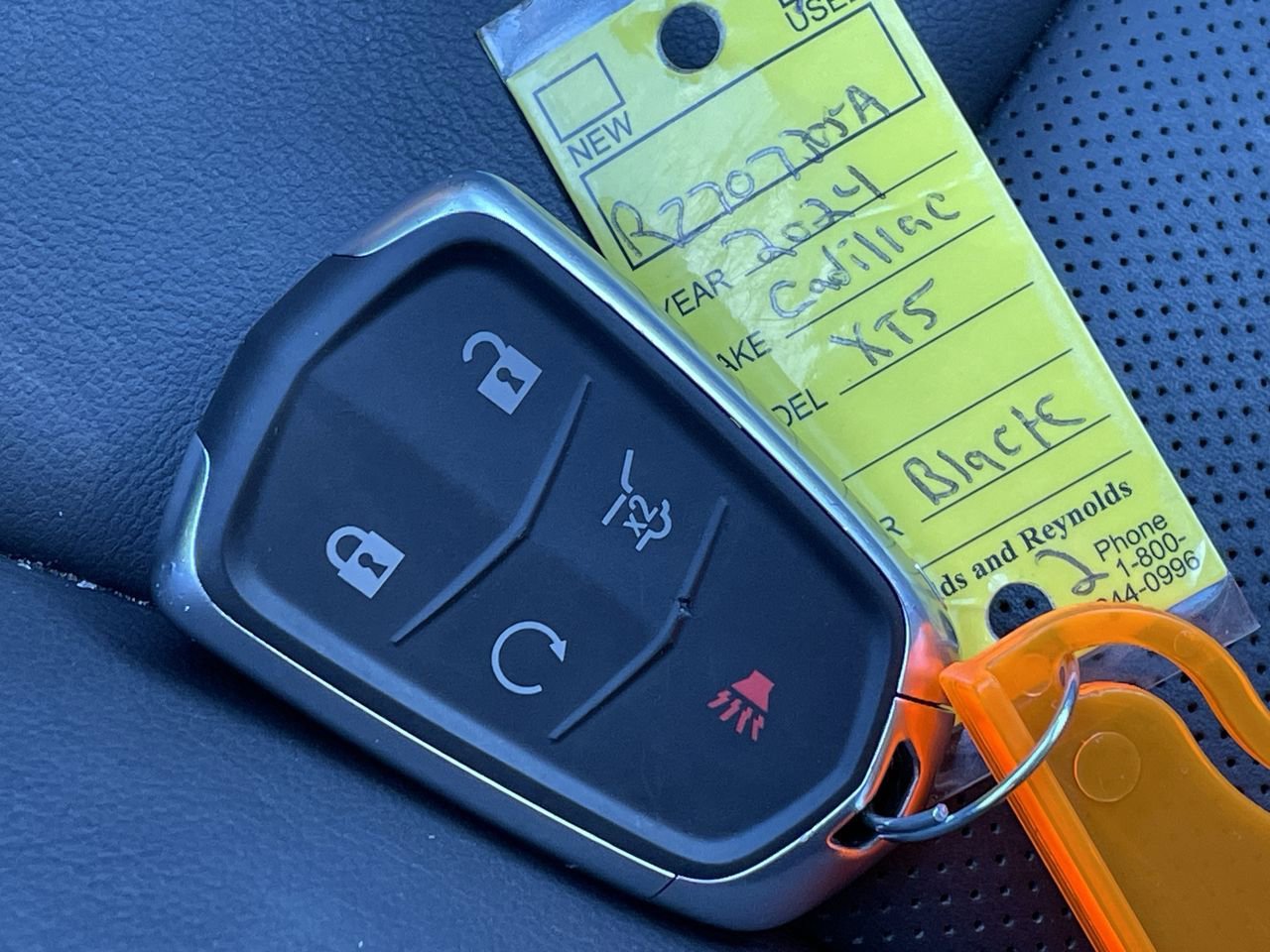 Thumbnail: 2024 Cadillac XT5 - 33