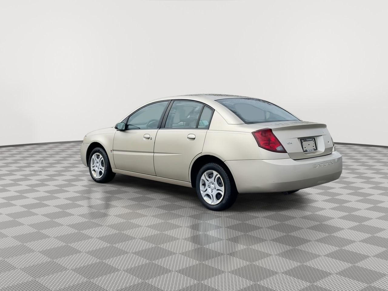Thumbnail: 2005 Saturn Ion - 6