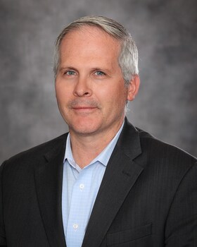Staff member Andy Green from ID_82e5e7f5509e