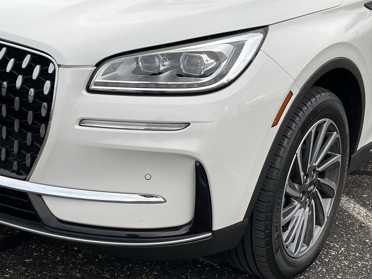 Thumbnail: 2023 Lincoln Corsair - 36