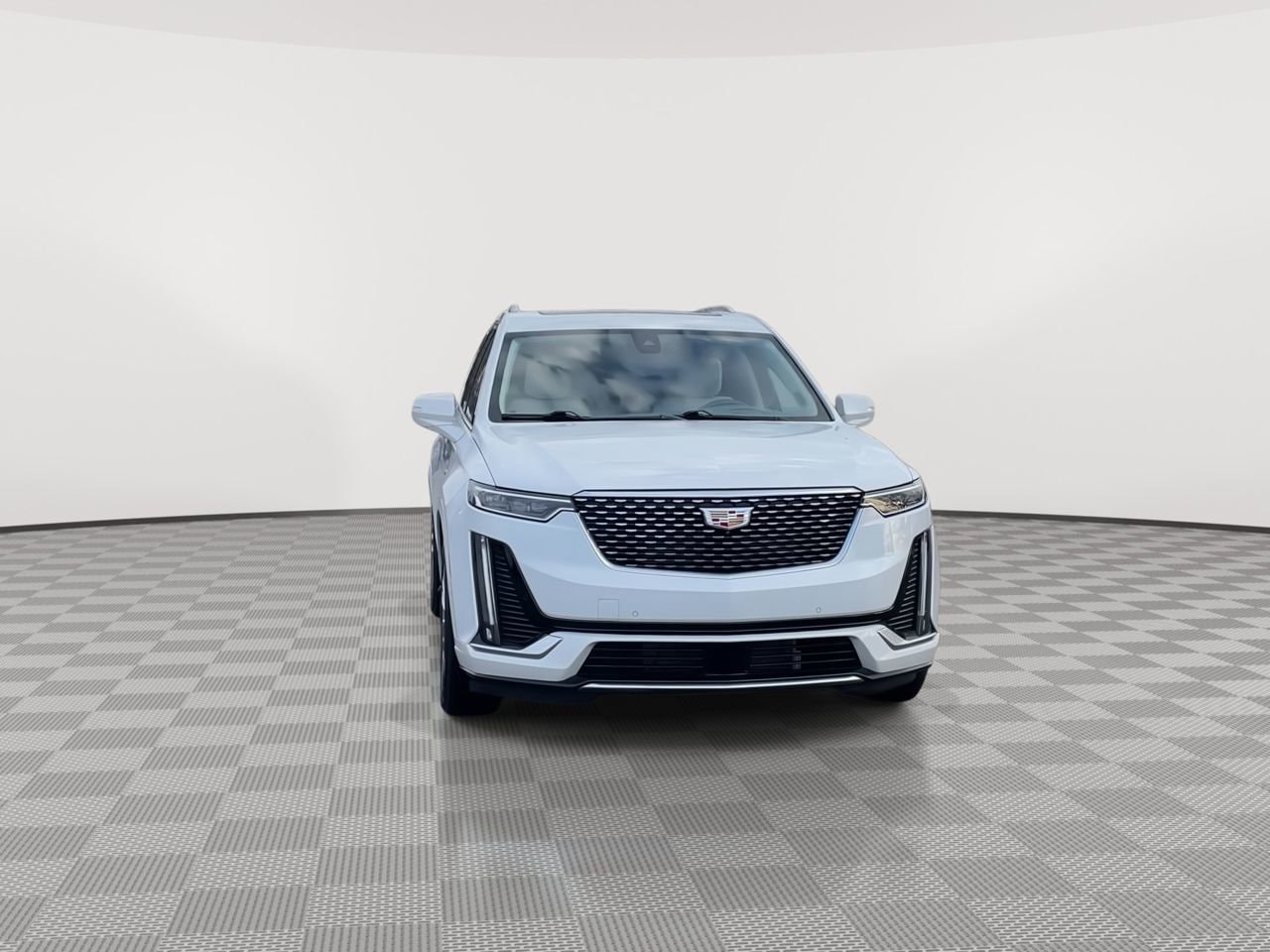 Thumbnail: 2024 Cadillac XT6 - 3