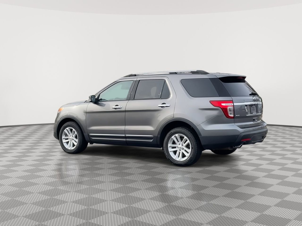 Thumbnail: 2014 Ford Explorer - 6