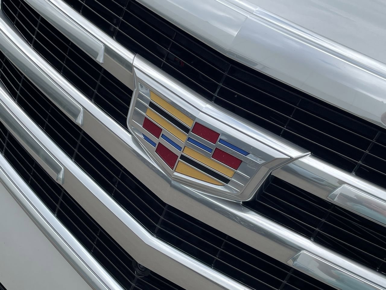 Thumbnail: 2017 Cadillac Escalade - 41