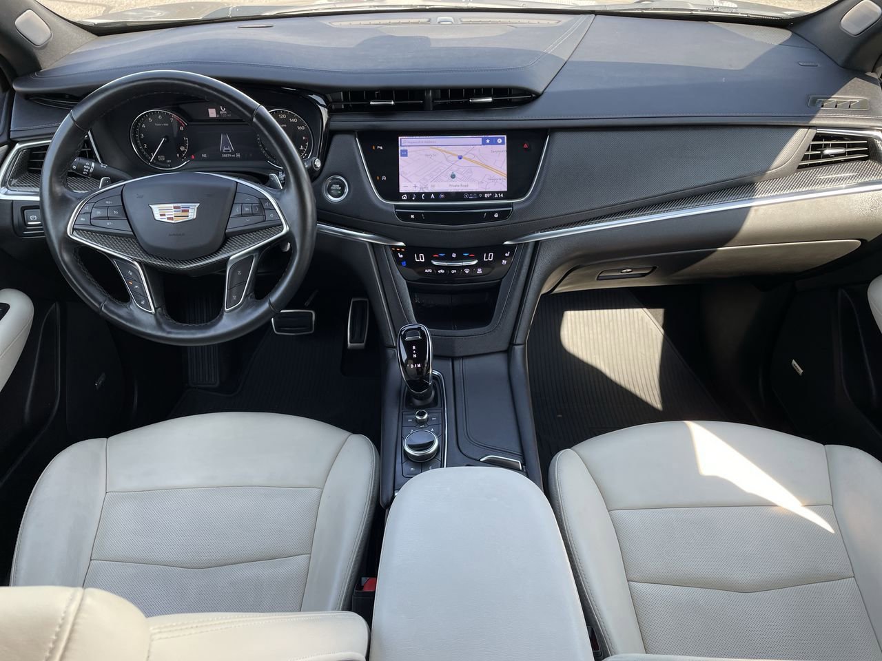 Thumbnail: 2023 Cadillac XT5 - 26