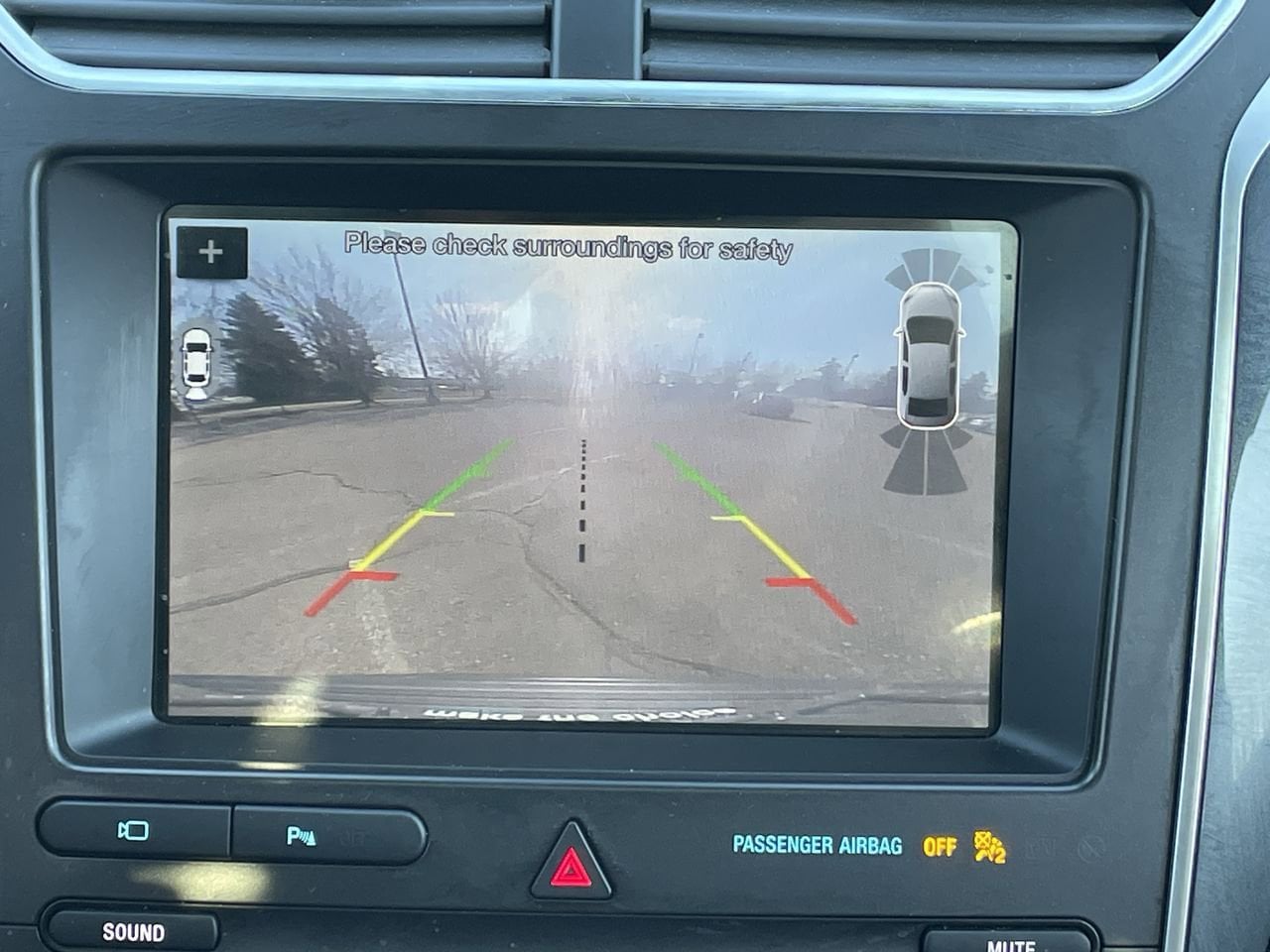 Thumbnail: 2019 Ford Explorer - 29