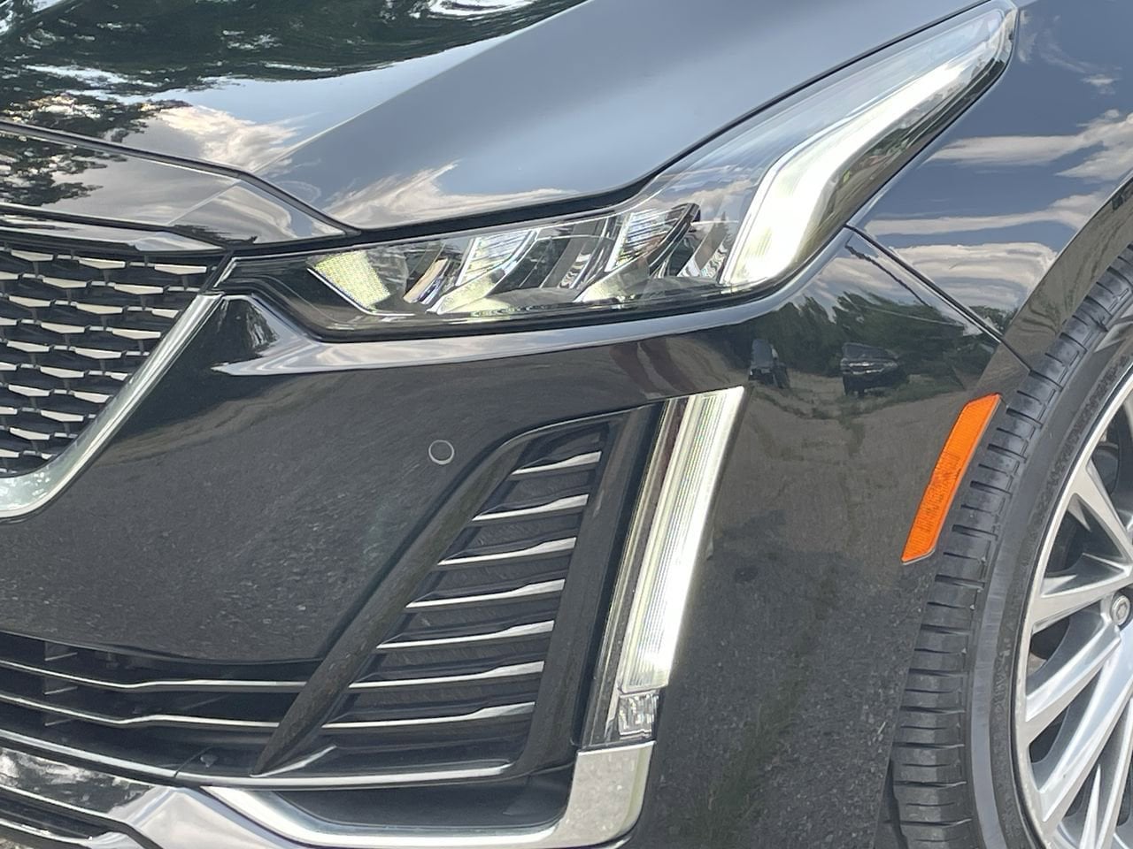 Thumbnail: 2022 Cadillac CT5 - 36