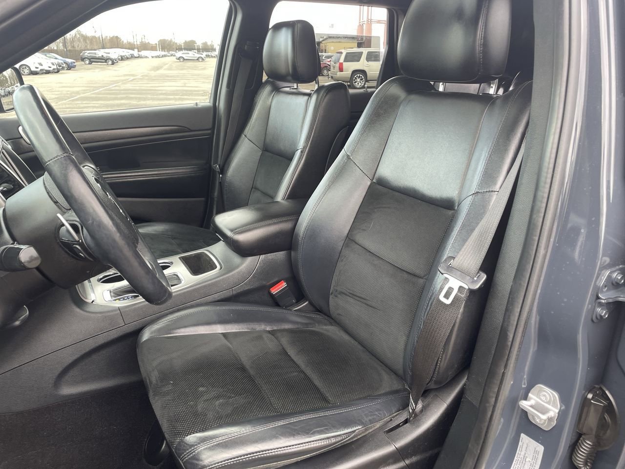 Thumbnail: 2017 Jeep Grand Cherokee - 12