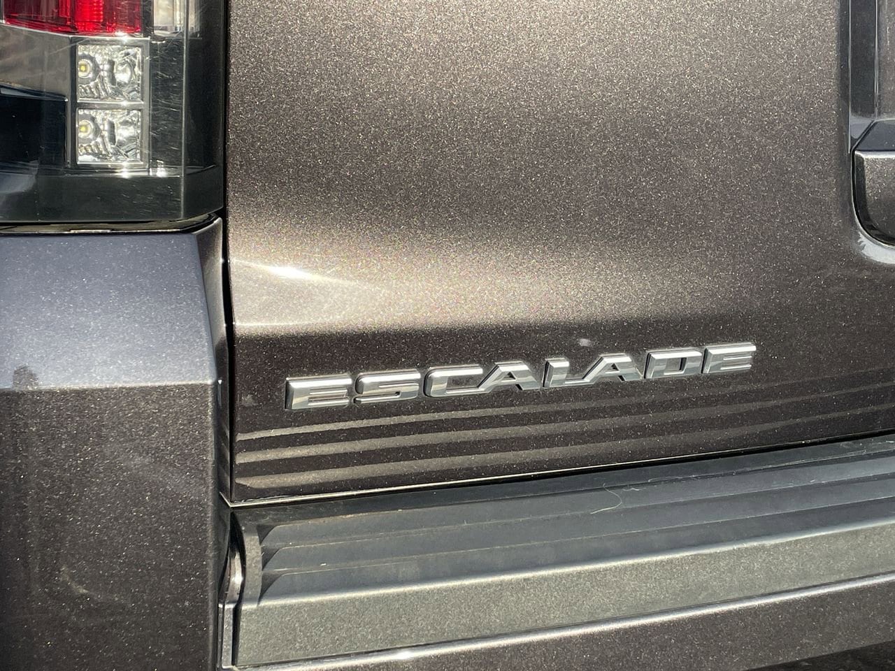 Thumbnail: 2018 Cadillac Escalade - 46