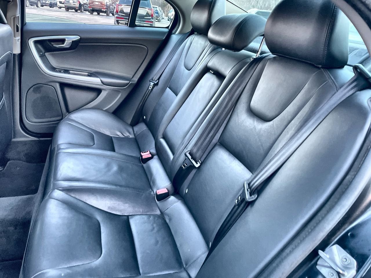 Thumbnail: 2016 Volvo S60 - 18