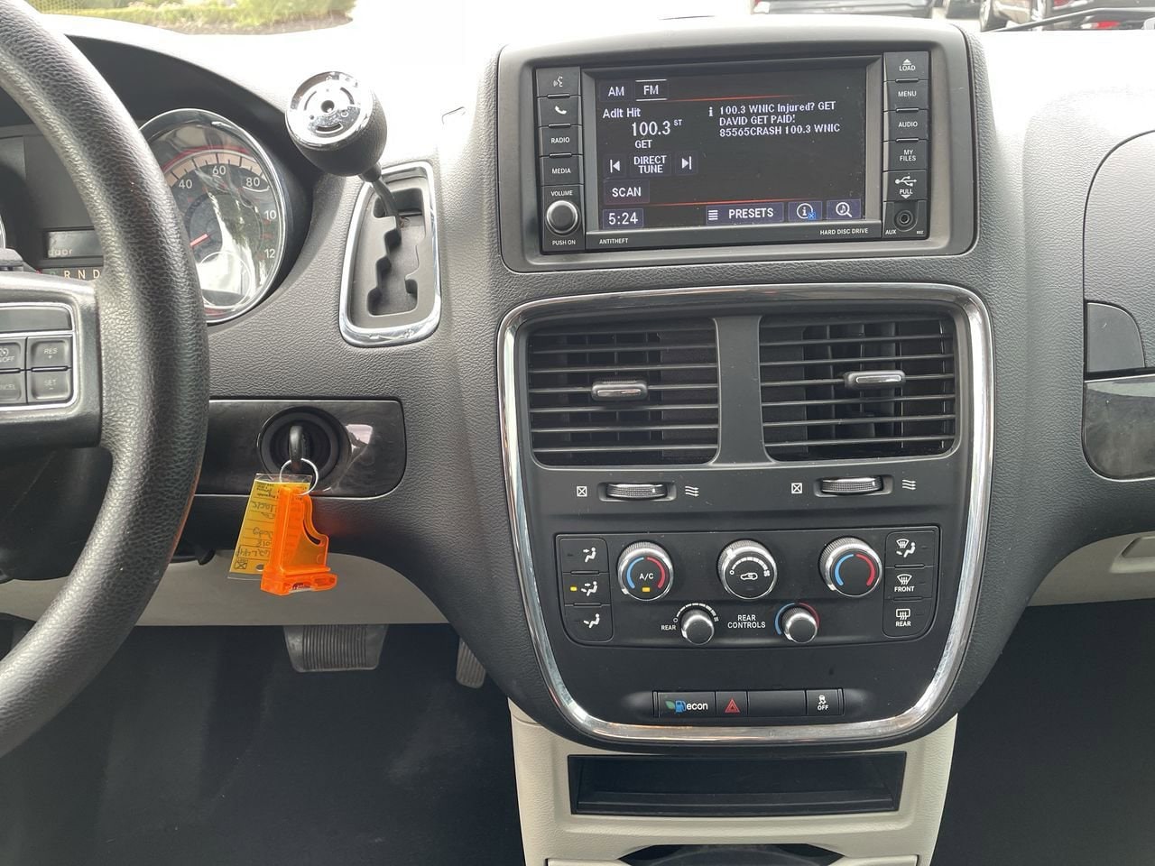 Thumbnail: 2018 Dodge Grand Caravan - 13