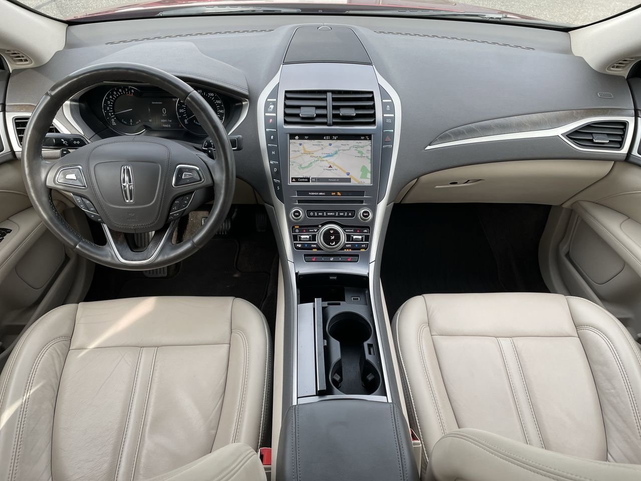 Thumbnail: 2018 Lincoln MKZ - 24